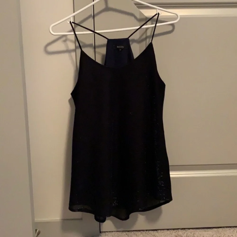 Navy blue tank top blouse R.W.&Co. Material thread has a beautiful shimmer - Picture 1 of 3
